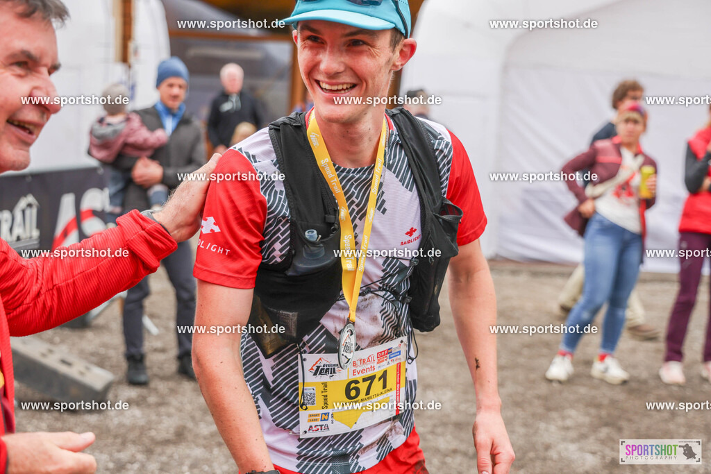007A3230 | Rund um das Thema Sport-Event-Fotografie & individuelle Teilnehmerfotos. Jeder Teilnehmer wird fotografiert.