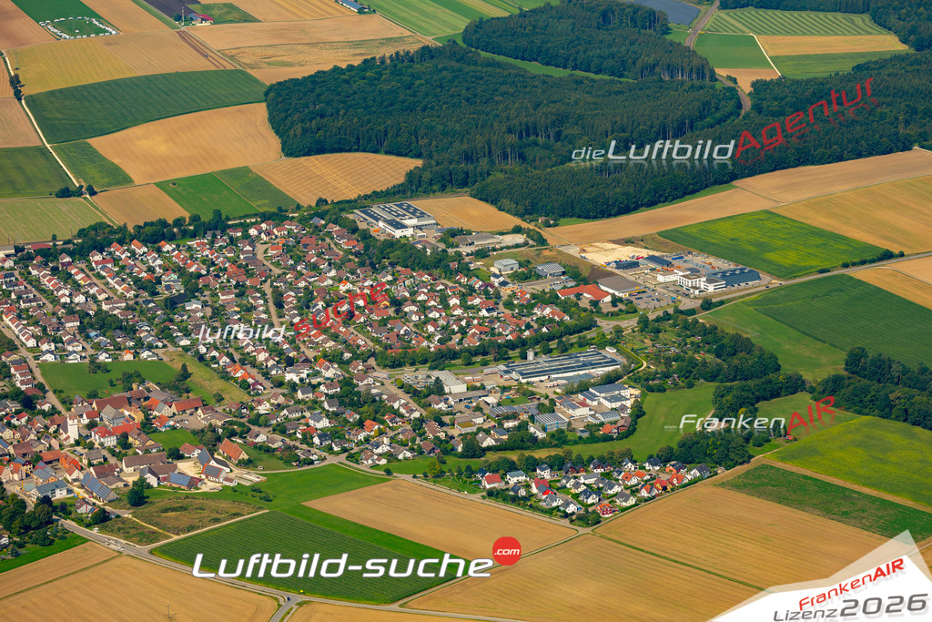 Das Luftbild zeigt :  Beimerstetten - Die Luftaufnahme wurde 2024 vom UL-Flugzeug aus erstellt ( keine Drohne ) - Hochauflösende Luftaufnahme - Für grossformatige Ausdrucke geeignet. Die Geschenkidee !Mit Lizenz und Bildrechte bestellbar