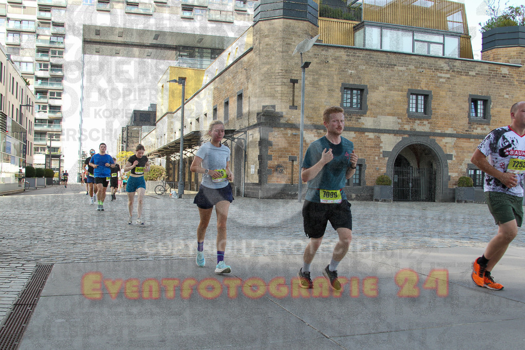 250920_1456_EV4_7638 | Sportfotografie im Rhein-Sieg Kreis, Köln, Bonn, NRW, Rheinland Pfalz, Hessen, etc. Unser Tätigkeitsfeld umfasst den Laufsport vom Volkslauf über den Marathon, Duathlon, Triathon bis zum Ultralauf wie Kölnpfad Ultra oder Schindertrail.