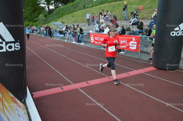 19-33-08_ | Meisterchip Fotoshop - Realisiert mit Pictrs.com