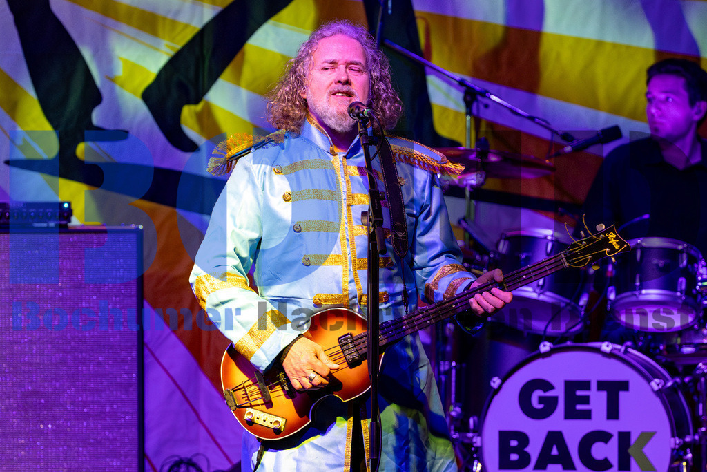 SES_GBAZEC20241227-2 | bond - Realisiert mit Pictrs.com