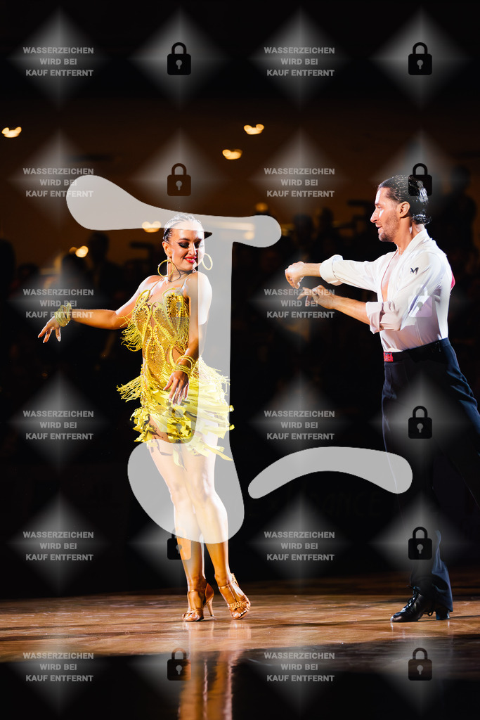 GOC 2025 - WDSF GrandSlam Latin 1st (73) Charles-Guillaume Schmitt _ Elena Salikhova (France)-2025-08-23-6028 | Webshop for digital downloads and prints of dance sport, event & show photographer Julian Link - Realisiert mit Pictrs.com