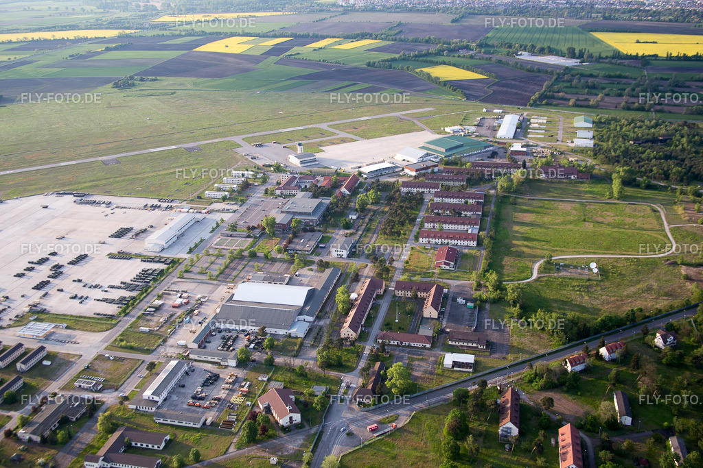 Flugplatz Coleman | Luftbild: Flugplatz Coleman im Ortsteil Sandhofen in Mannheim im Bundesland Baden-Württemberg in Deutschland. Foto: IMG_088271.jpg vom 09.05.2016 durch Werner Riehm/FLY-FOTO.de - Realisiert mit Pictrs.com