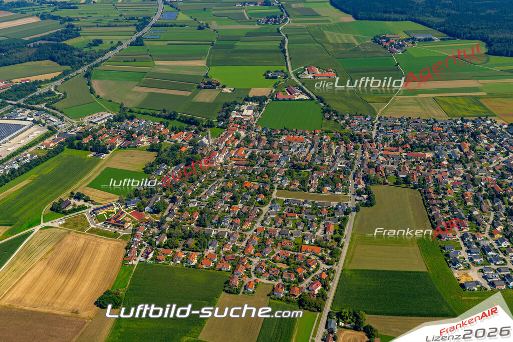 Das Luftbild zeigt :  Anzing - Die Luftaufnahme wurde 2024 vom UL-Flugzeug aus erstellt ( keine Drohne ) - Hochauflösende Luftaufnahme - Für grossformatige Ausdrucke geeignet. Die Geschenkidee !Mit Lizenz und Bildrechte bestellbar