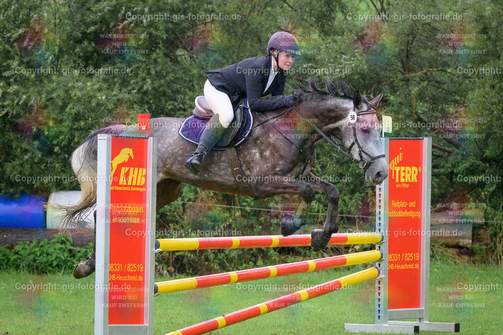 058_Miller_Nicola_Ducati-Diavel_A1_Springen_250802_09 | gis-fotografie