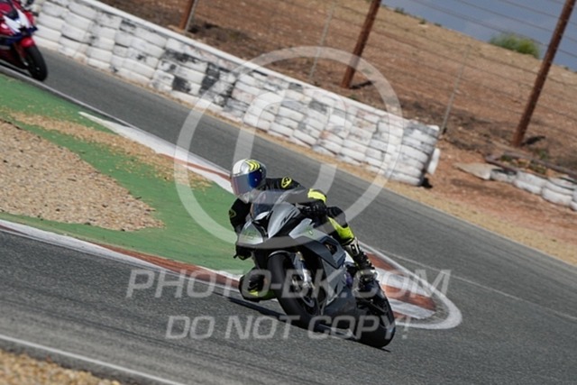 2025_03_15_PBK_13614 | Sportfotografie; SlowMotion; Video; Rennstrecke; Hafeneger; Speer; Racing; RSE; BMW; CBO; Trackday; Motorsportarena; Hockenheimring; Brno; Most; Barcelona; Valencia