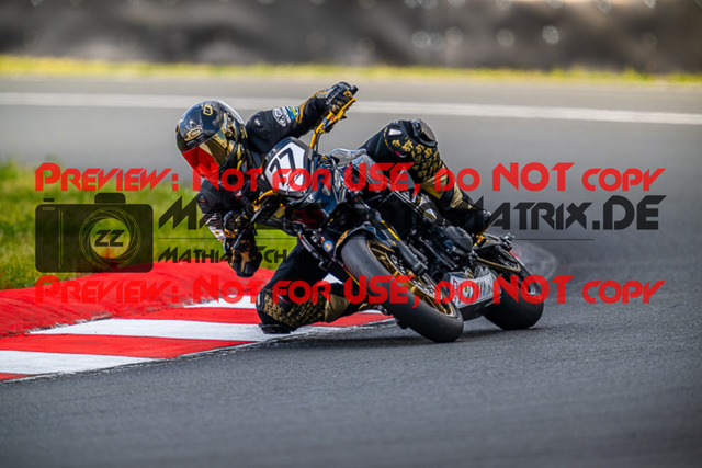 MaZZes_FotoMatrix_220522_4609 | Fotograf Mathias Schmid
Sportfotograf,
Eventfotograf,
Hochzeitsfotograf,
Portraitfotograf