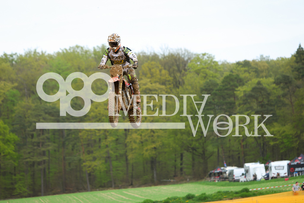5E6A0266 | 989 MEDIAWORK
