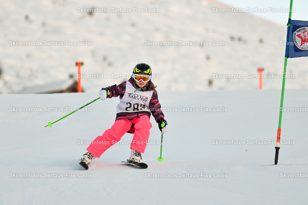 SRS_26.12.2025_0186 | SRS_26.12.2025_0186 - Realisiert mit Pictrs.com