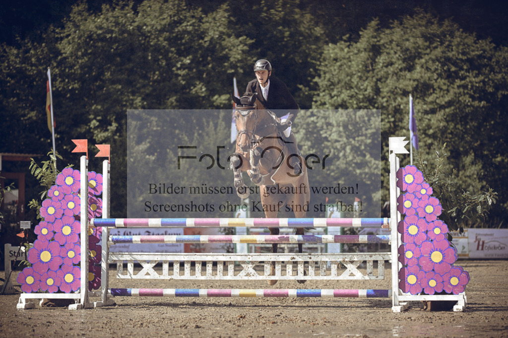 20240530-DOS_0958 | Entdecke hochwertige Reitturnierfotos von Foto Oger. Professionell, emotional und authentisch – jetzt Lieblingsmomente im Shop bestellen.Deutschlandweite Turnierfotografie. - Realisiert mit Pictrs.com