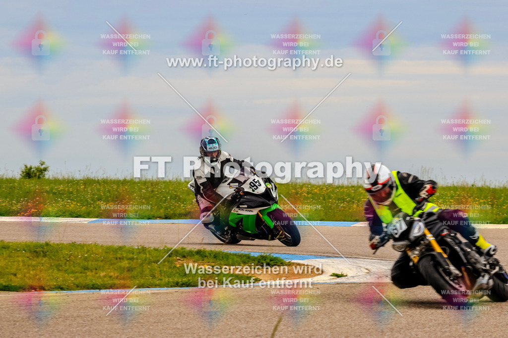 MotoTeam-2601 | Hier findet Ihr Bilder von Touristenfahrten auf der Nürburgring Nordschleife oder von anderen Veranstaltungen die ich besucht habe. Viel Spass beim Durch Schauen 