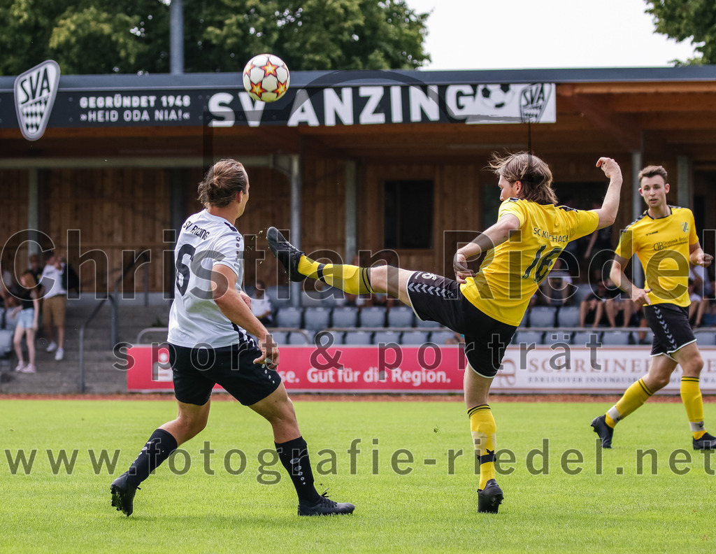 2023-07-23_029_SV_Anzing_gegen_SC_Kirchasch | Anzing, Deutschland, 23.07.2023:
Fußball, Kreisliga 2023 / 2024, Testspiel, SV Anzing gegen SC Kirchasch, Endergebnis: 5:1

Peter Rauch (SV Anzing, #6), Bastian Bönisch (SC Kirchasch, #16)

Foto: Christian Riedel / fotografie-riedel.net