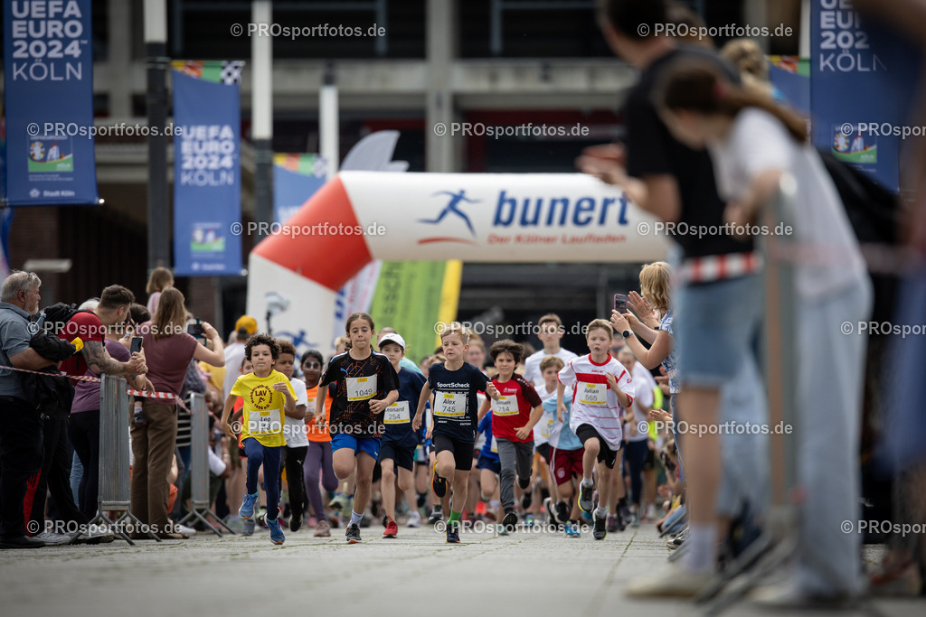 Stadionlauf Köln, 26.05.2024 | Impressionen von Stadionlauf Köln am 26.05.2024 rund um das RheinEnergie-Stadion in Koeln-Müngersdorf.