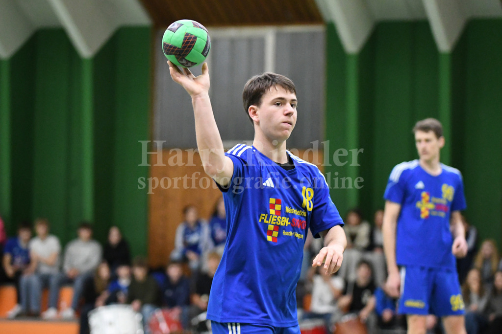 SSG Metten : MTV Pfaffenhofen | Emanuel Pirzer (SSG Metten #18) - Realisiert mit Pictrs.com