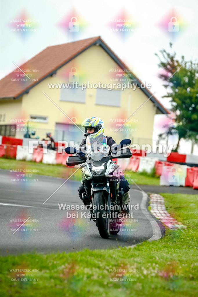 VBK-4054 | Hier findet Ihr Bilder von Touristenfahrten auf der Nürburgring Nordschleife oder von anderen Veranstaltungen die ich besucht habe. Viel Spass beim Durch Schauen 