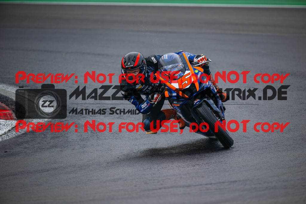 MaZZes_FotoMatrix_240830_6007705_0435 | R7