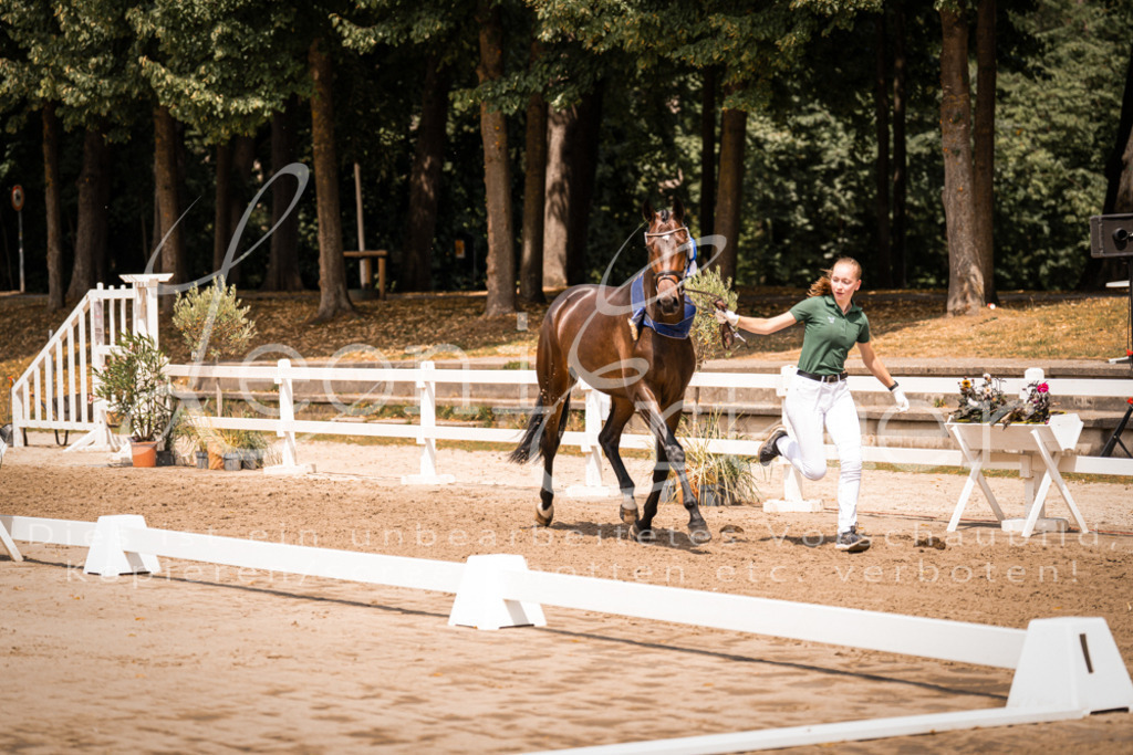 1.Fr00190 | Leoni Ertmer Photography - Realisiert mit Pictrs.com