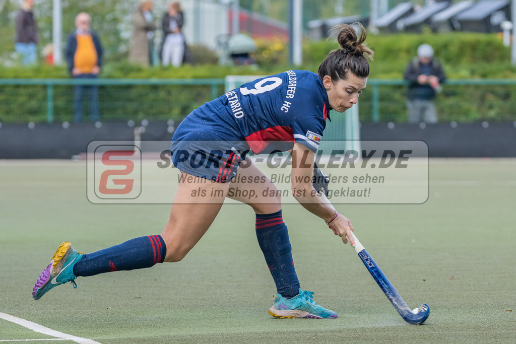 HK_20220925_100156 | 1. Bundesliga Damen Düsseldorfer HC - Berliner HC  am 25.9.2022 DHC Düsseldorf, Düsseldorf , Agustina Albertarrio ( Düsseldorfer HC #9 )