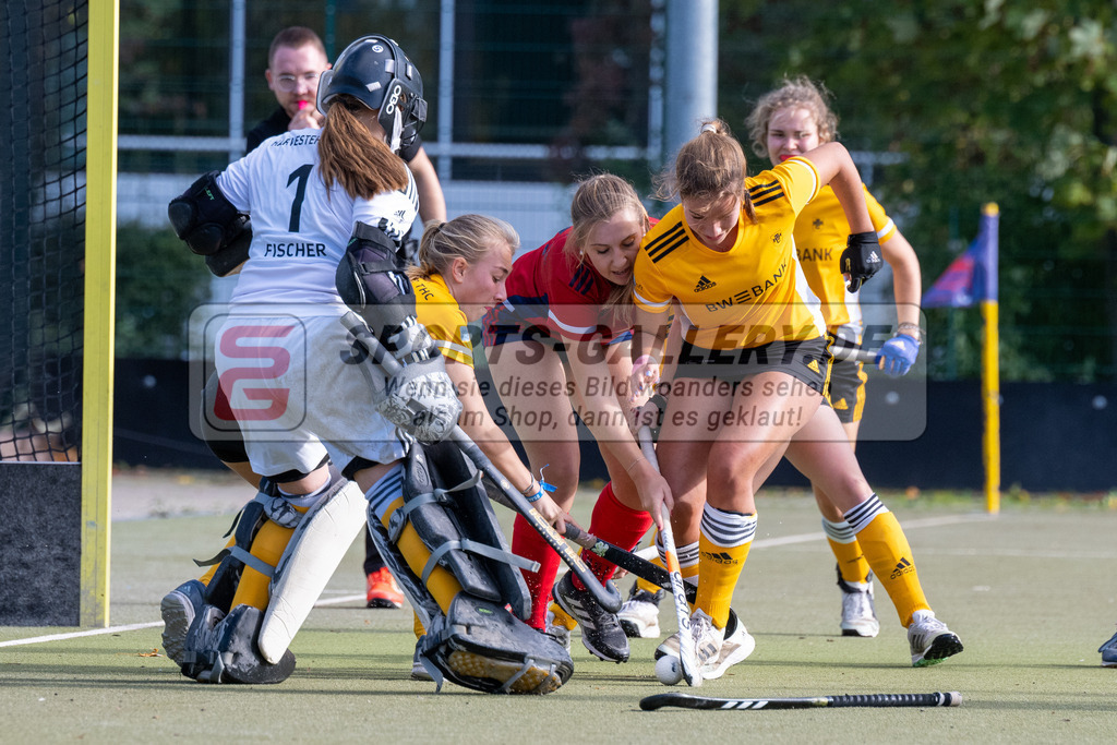 SFE_20231021_0135 | Deutsche Meisterschaft Weibliche U16 Halbfinale Düsseldorfer HC - Harvestehuder THC am 21.10.2023 in Köln (Düsseldorfer Hockeyclub 1905 e.V.), Photo: Stephan Fehrmann 2023 (Sports-Gallery)