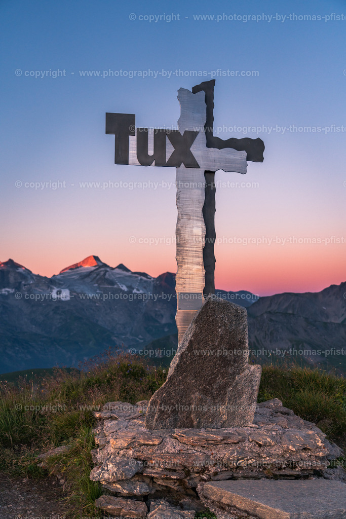 Ramsjoch Gipfelkreuz Tux copyright  Thomas Pfister-5 | PHOTOGRAPHY BY THOMAS PFISTER