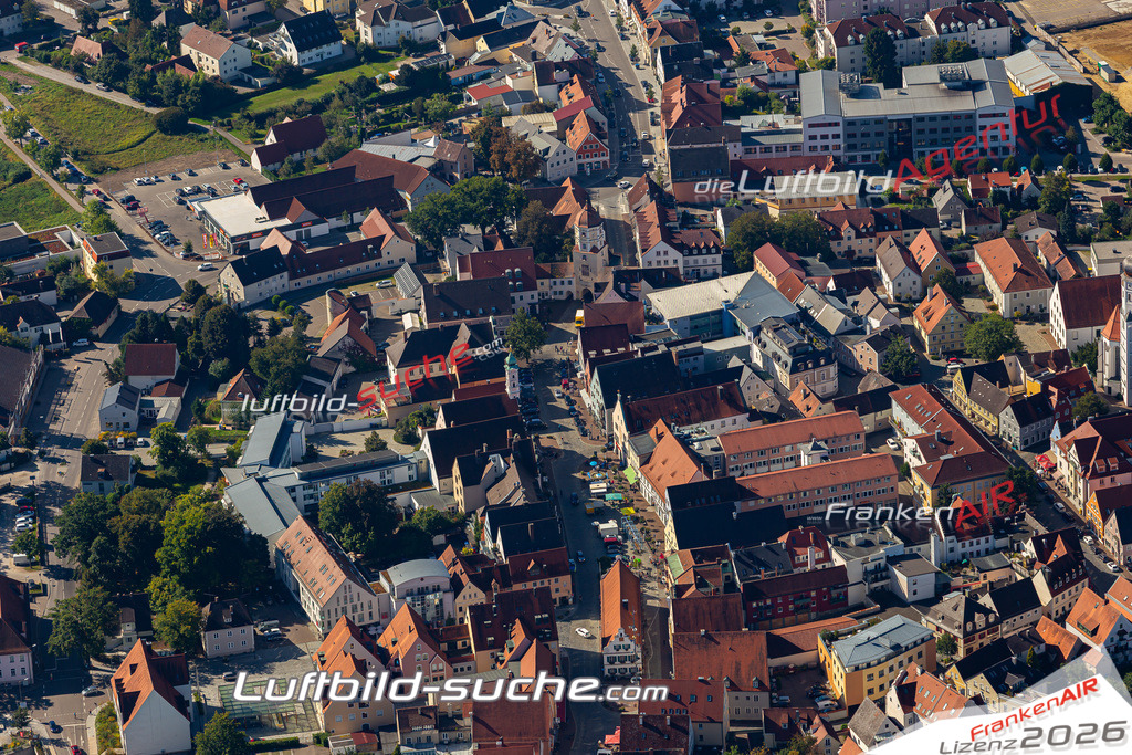Aktuelles Luftbild von  Aichach Kauf mit Lizenz / Bildrechten möglich- Die Luftaufnahme wurde 2021 mittels UL-Flugzeug erstellt ( keine Drohne ) - hochauflösende Kamera-Systeme von  Canon -Beste Qualität - Für grossformatige Ausdrucke geeignet. Die Geschenkidee !