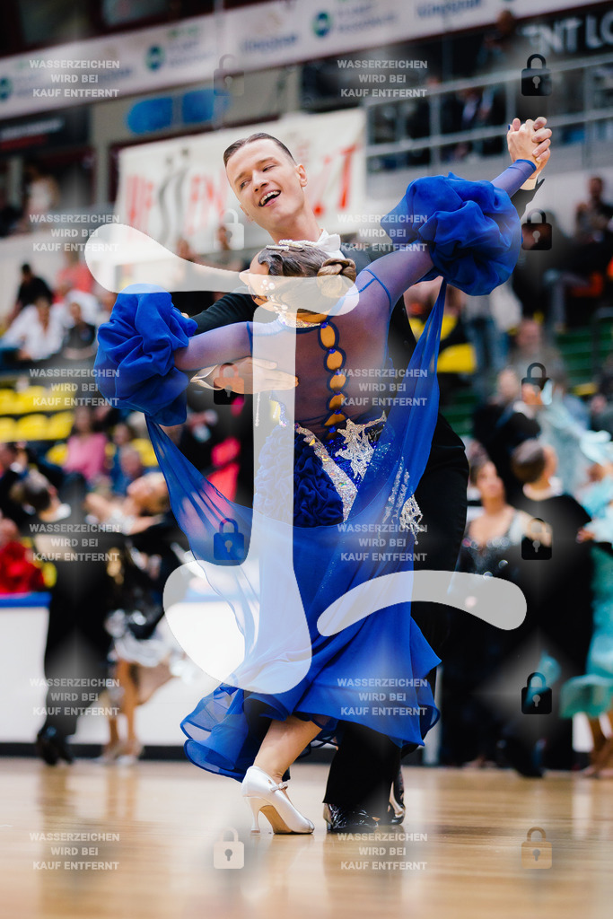 Hessen Tanzt WDSF International Open Standard 23rd (43) Cedrik Heinrich _ Luana Giersbeck (TTC Fortis Nova Maintal)-2025-05-17-8721 | Webshop for digital downloads and prints of dance sport, event & show photographer Julian Link - Realisiert mit Pictrs.com