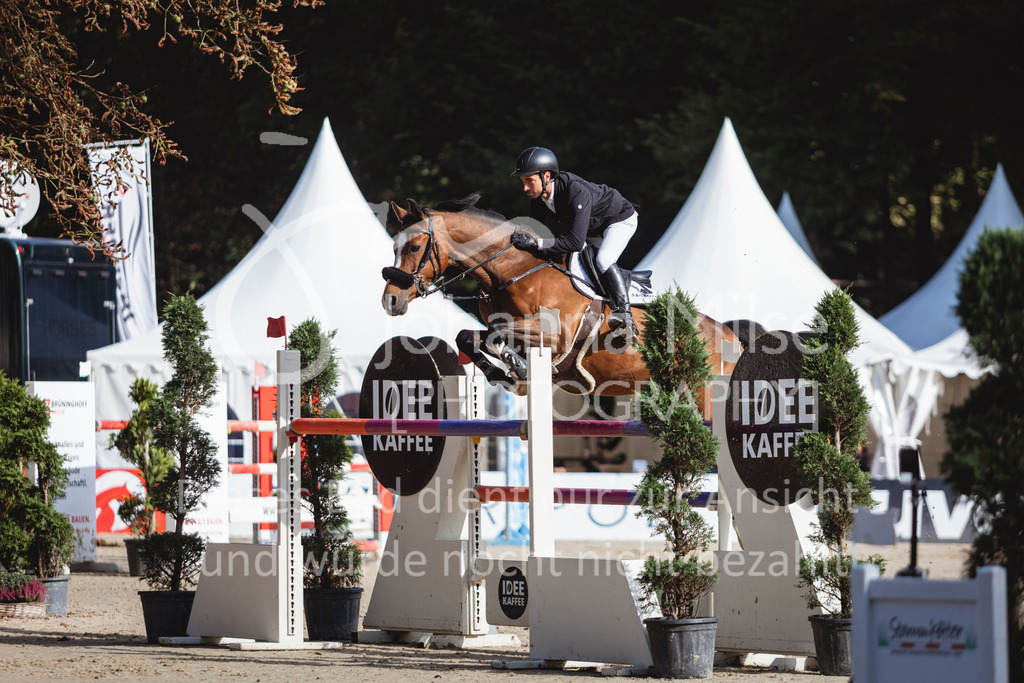 240915_OWLCh_MT-415 | Deine schönsten Turniermomente als professionelle Fotos! Entdecke hochwertige Pferdesport-Fotografie im Online-Shop. Jetzt Fotos finden & bestellen!