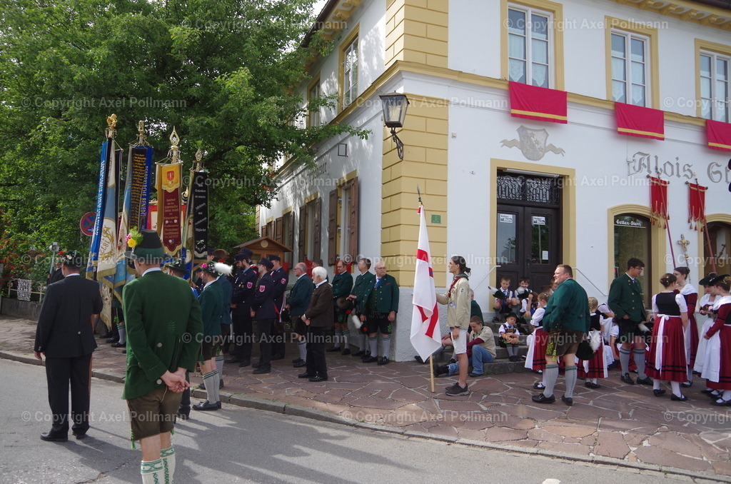 IMGP5325 | fotografiert von Axel PollmannLeonhardi Wallfahrt Benediktbeuern und Murnau, Fronleichnam, Fasching, Landschaft im Loisachtal und Benediktbeuern  - Realisiert mit Pictrs.com