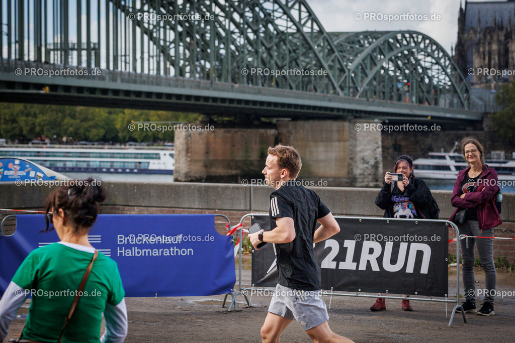Brückenlauf Halbmarathon des ASV Köln; Köln, 14.09.25 | Impressionen vom Brückenlauf Halbmarathon des ASV Köln am 14.09.25 in Köln (Deutschland). Foto: BEAUTIFUL SPORTS/Bernd Hoffmann
