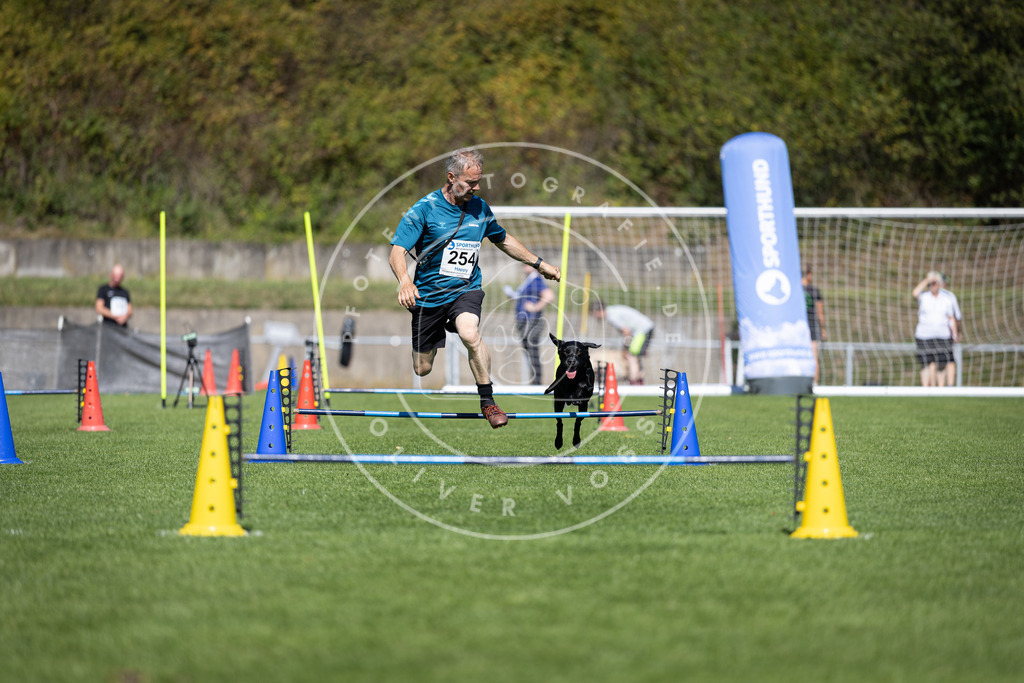 Pfotenfotografie_DV3A6298 | Hundefotografie, Tierfotograf, Pfotenfotografie, Fotoshooting Hund, Hunde Portrait, Hundesport, Hundeportraits, Heideshooting, Hunde, Sportfotograf, Hundefotograf, Turnierhundsport, THS,  - Realisiert mit Pictrs.com