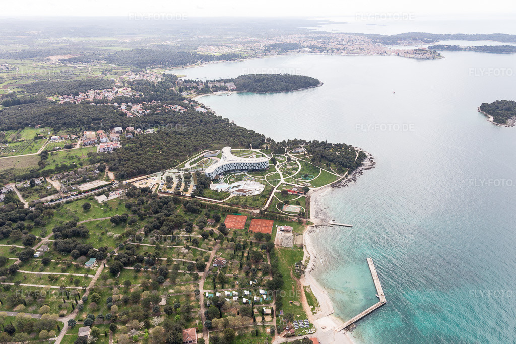 Luftbild: Ortsansicht in Rovinj im Bundesland Gespanschaft Istrien in Kroatien. Foto: IMG_105957.jpg vom 13.04.2018 durch Werner Riehm/FLY-FOTO.de