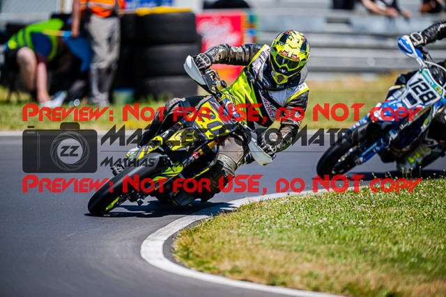 MaZZes_FotoMatrix_220703_2497 | UE40