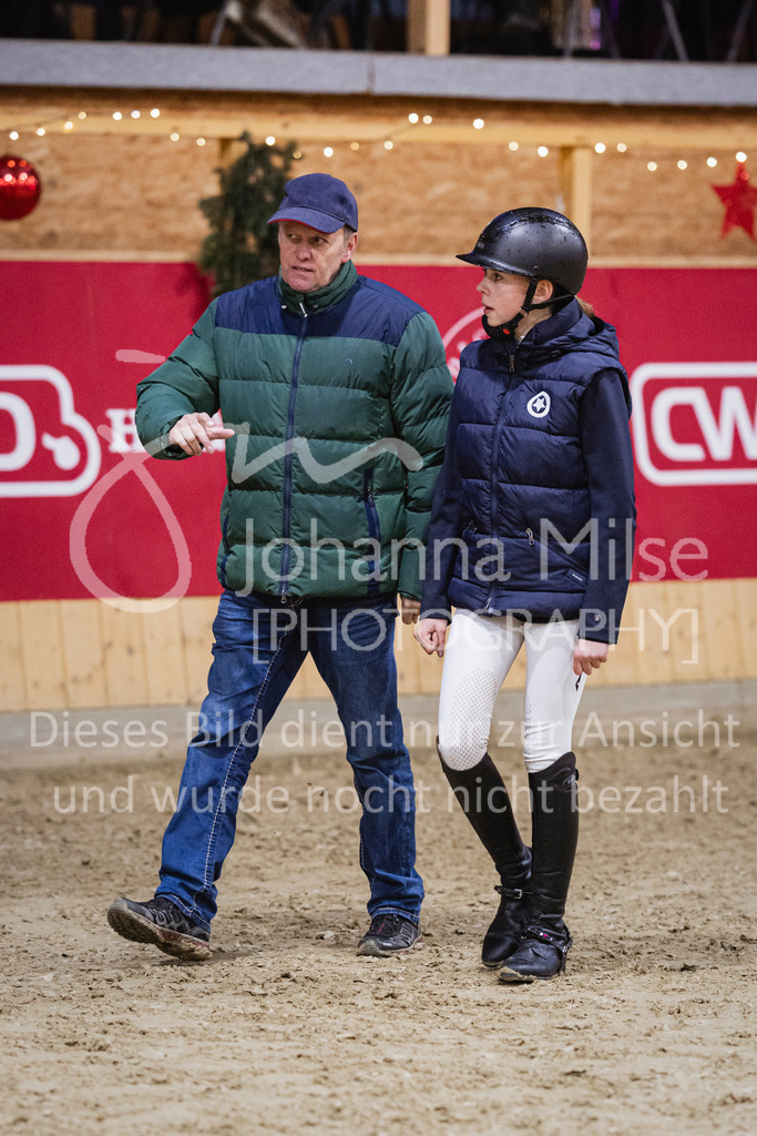 231118_PonyTrophy-214 | Deine schönsten Turniermomente als professionelle Fotos! Entdecke hochwertige Pferdesport-Fotografie im Online-Shop. Jetzt Fotos finden & bestellen!