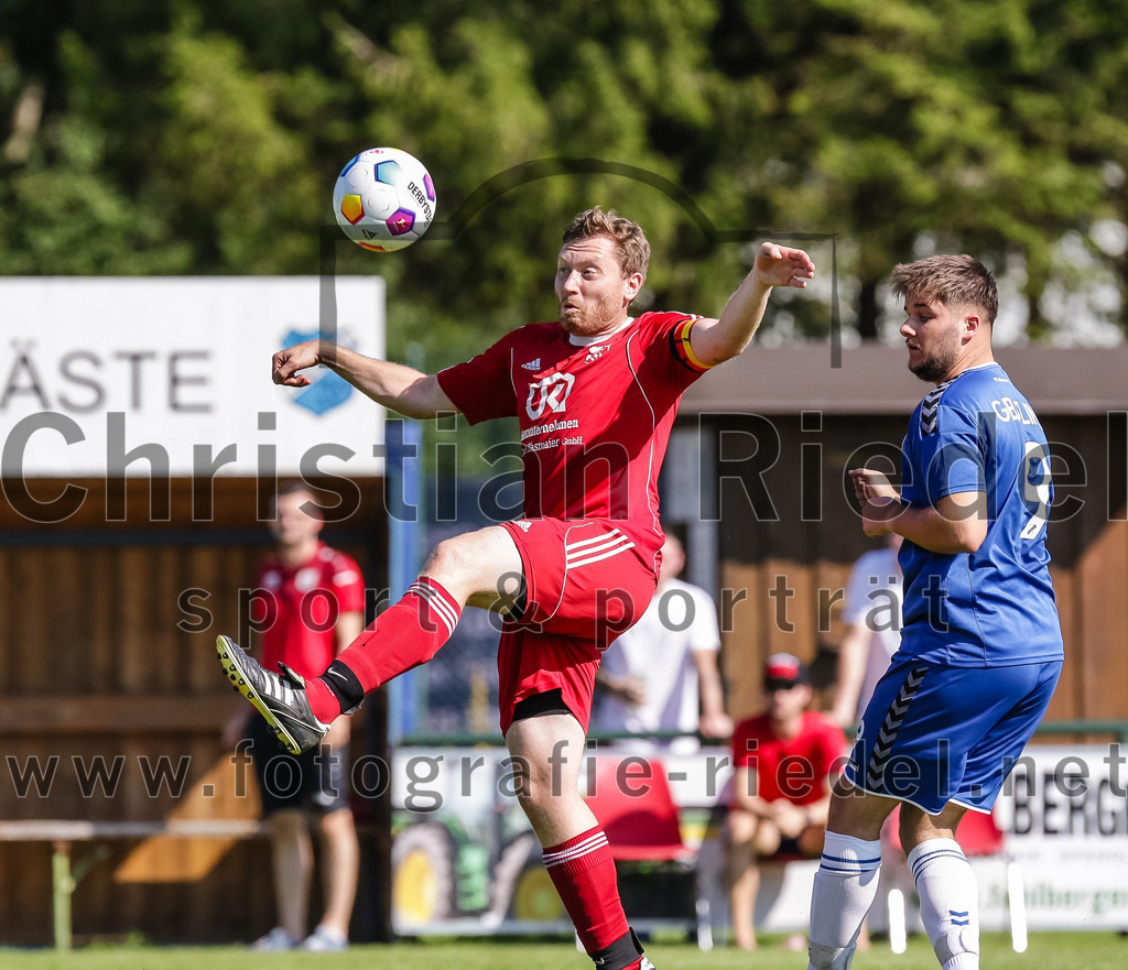 2023-09-09_045_FC_Langengeisling_III_gegen_FC_Fraunberg_II | Erding, Deutschland, 09.09.2023:
Fußball, C-Klasse 2023 / 2024, 6. Spieltag, FC Langengeisling III gegen FC Fraunberg II, Endergebnis: 1:2

Foto: Christian Riedel / fotografie-riedel.net