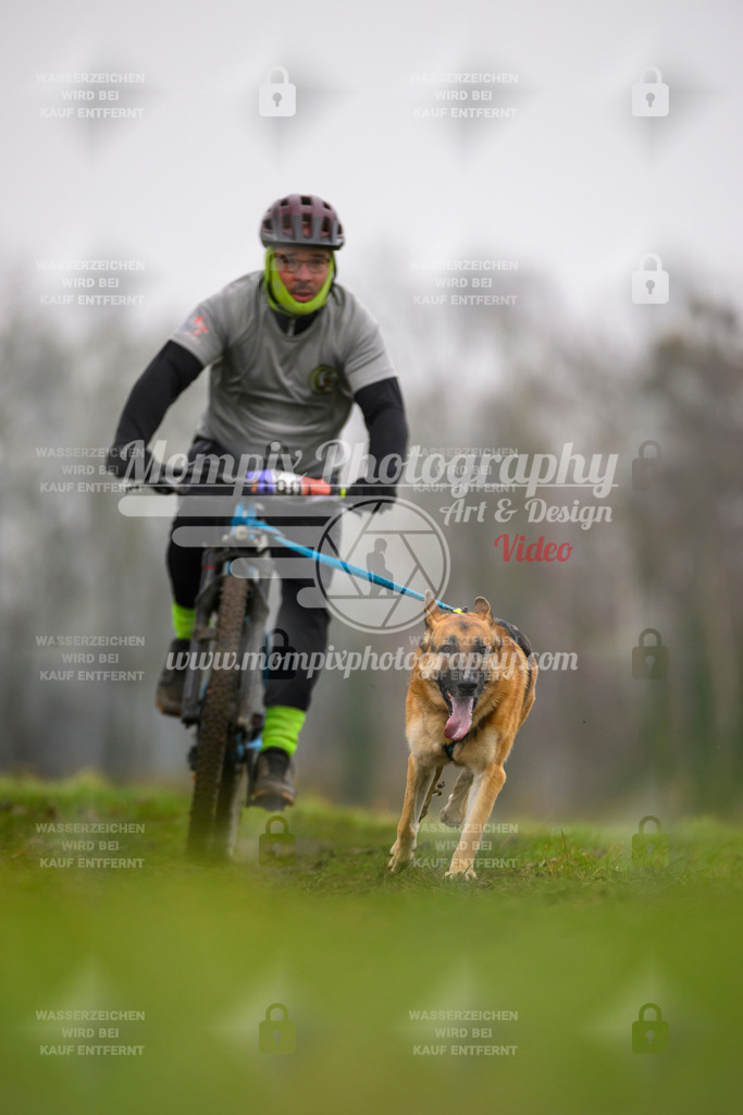 MompixPhotography_CDF2023_FFST_Di_Bike1-103 | PayLife