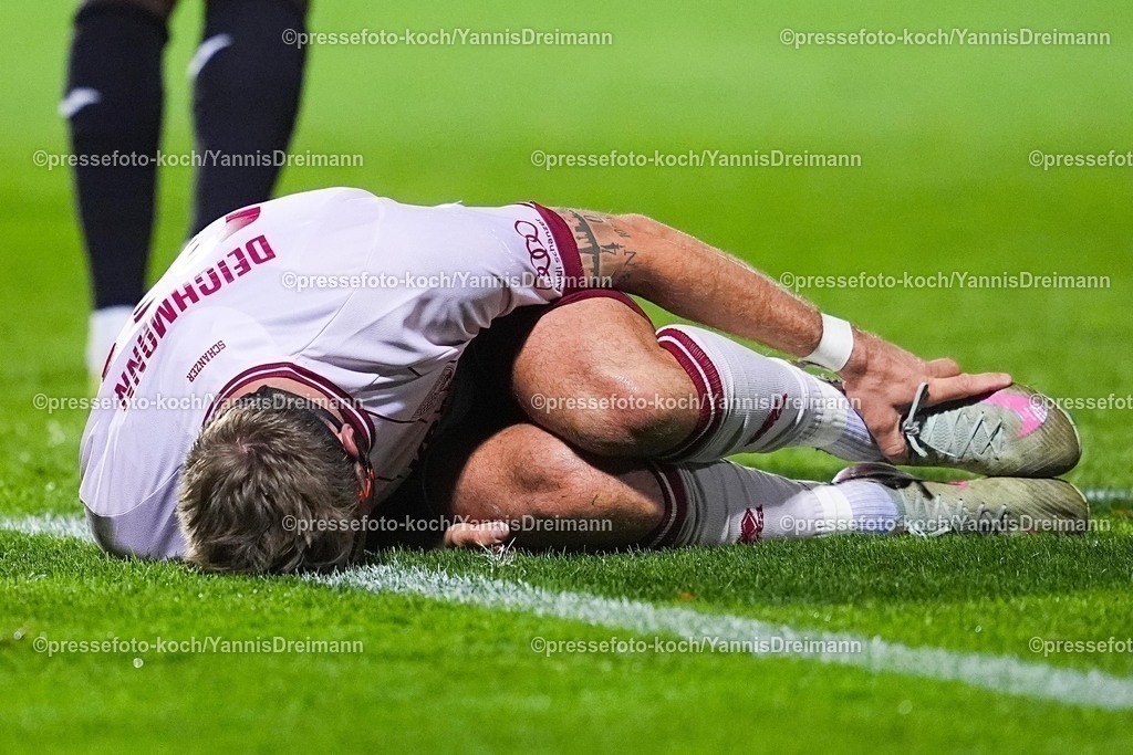 xYDR31102501077 | 31.10.2025, xydrx, Fußball, 3.Liga, FC Viktoria Köln - FC Ingolstadt 04, Saison 2025 2026, Sportpark Höhenberg: Yannick Deichmann (FC Ingolstadt #20) liegt am Boden   DFB regulations prohibit any use of photographs as image sequences and or quasi-video.