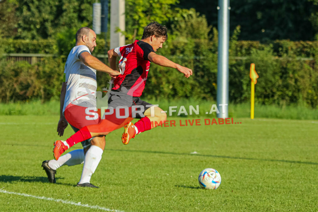 SG Krumpendorf/Pörtschach - ASKÖ Gurnitz 1-2, 1. Klasse C | Pascal Krobath (ASKÖ Gurnitz #16) Alexander Percher (SG Krumpendorf/ATUS Pörtschach #5) SG Krumpendorf/Pörtschach - ASKÖ Gurnitz 1-2 am 20.08.2023 in Krumpendorf
(Sportplatz), Austria, (Photo by Ernst Krawagner sport-fan.at) - Realisiert mit Pictrs.com