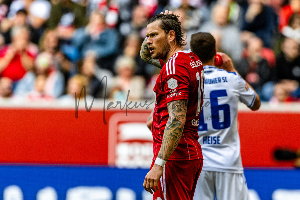 Fortuna Düsseldorf vs. Karlsruher SC | Düsseldorf, 30.04.2023: 2. Bundesliga, 30. Spieltag, Fortuna Düsseldorf gegen Karlsruher SC in der Merkur Arena in Düsseldorf. Foto: sportfotografie.ms | Markus Paletta - Realisiert mit Pictrs.com