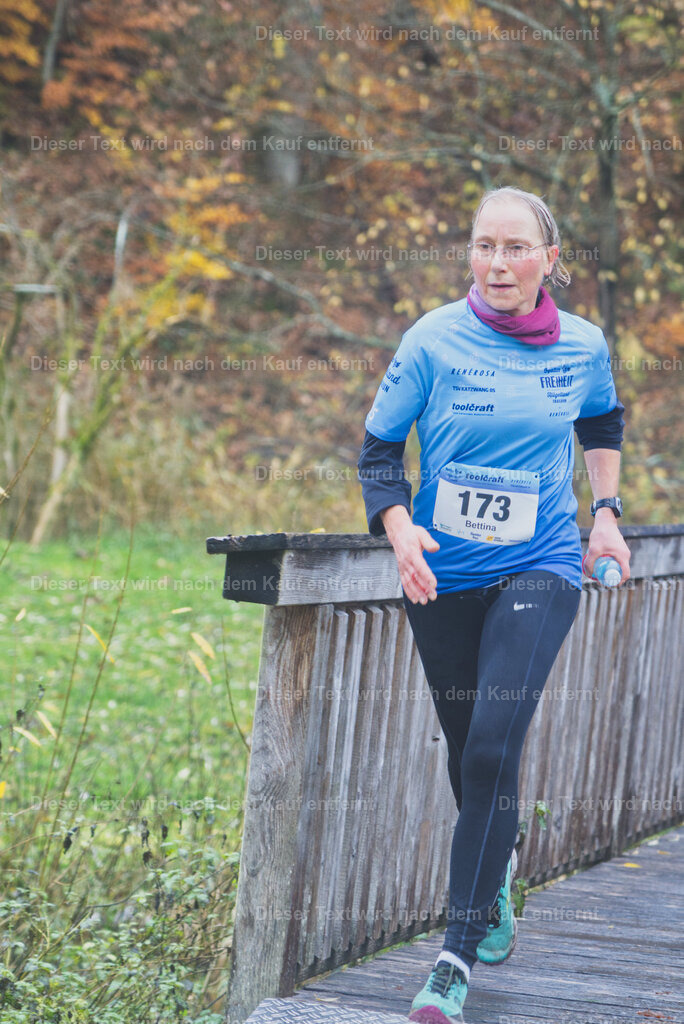 cineathletes-huegelland-2025-11-09-10-47-38 | Sportfotografie rund um Obstacle Course Racing und Trail Run - Realisiert mit Pictrs.com