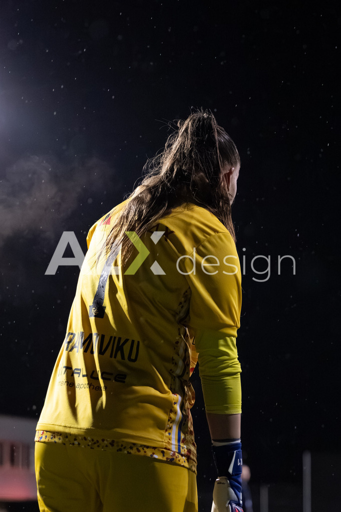 Fußball I Frauen I Saison 2025-2026 I AXA Women's Super League | Women I 14. Spieltag I Grasshoppers Club Zürich - FC Zürich I 14.02.2026 | 1 Lea Kramoviku (CH) (FC Luzern) – Tor - Realisiert mit Pictrs.com