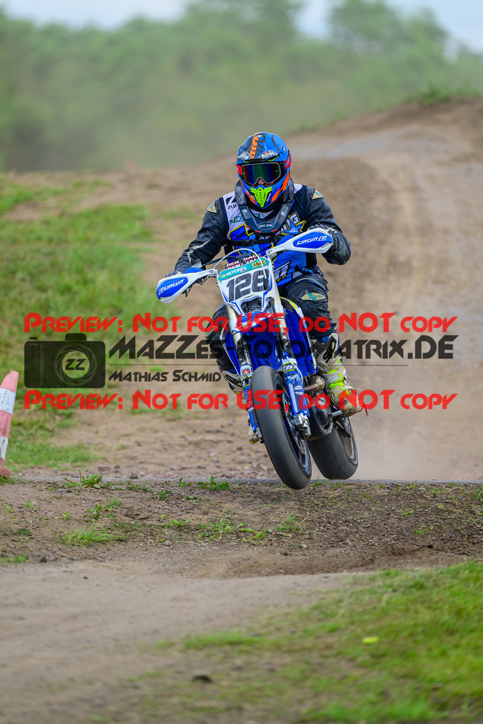 MaZZes_FotoMatrix_240622_6007705_0200 | UE40