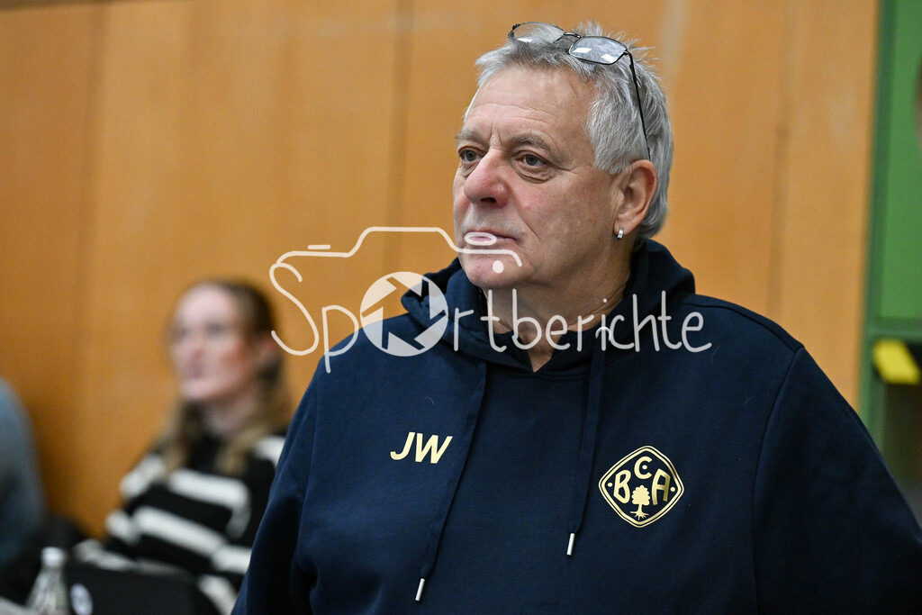 Weihnachtscup BC Aichach | Professionelle Sportfotos aus den Bereichen Fußball, Eishockey, Handball und vieles mehr. Ob Sieg oder Niederlage