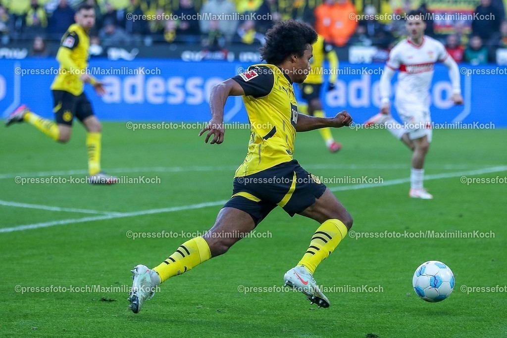 BVB08022502223 | 08.02.2025, Fußball, Borussia Dortmund - VfB Stuttgart, 1. Fußball Bundesliga, 21. Spieltag, Signal Iduna Park, Saison 2024 2025: Karim Adeyemi (BVB #27)DFB regulations prohibit any use of photographs as image sequences and or quasi-video.