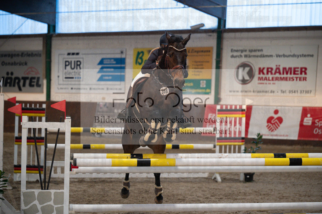 Hallenreittunier Voxtrup 2023 | Entdecke hochwertige Reitturnierfotos von Foto Oger. Professionell, emotional und authentisch – jetzt Lieblingsmomente im Shop bestellen.Deutschlandweite Turnierfotografie. - Realisiert mit Pictrs.com