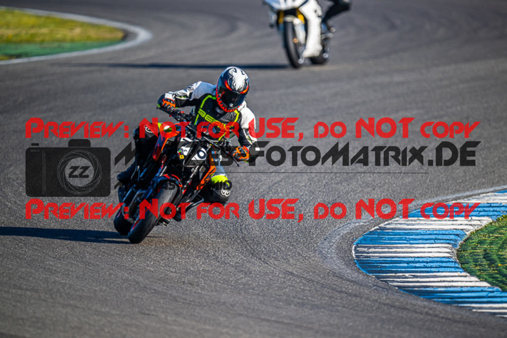 MaZZes_FotoMatrix_230410_0700 | GELB