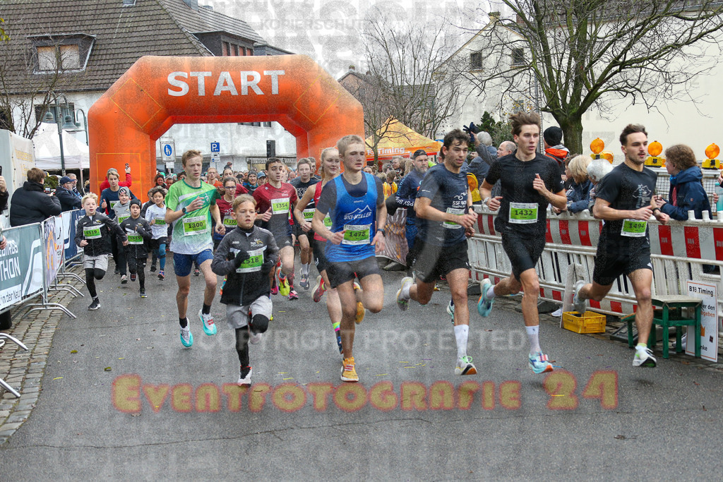 251130_1024_EX1_4910 | Sportfotografie im Rhein-Sieg Kreis, Köln, Bonn, NRW, Rheinland Pfalz, Hessen, etc. Unser Tätigkeitsfeld umfasst den Laufsport vom Volkslauf über den Marathon, Duathlon, Triathon bis zum Ultralauf wie Kölnpfad Ultra oder Schindertrail.