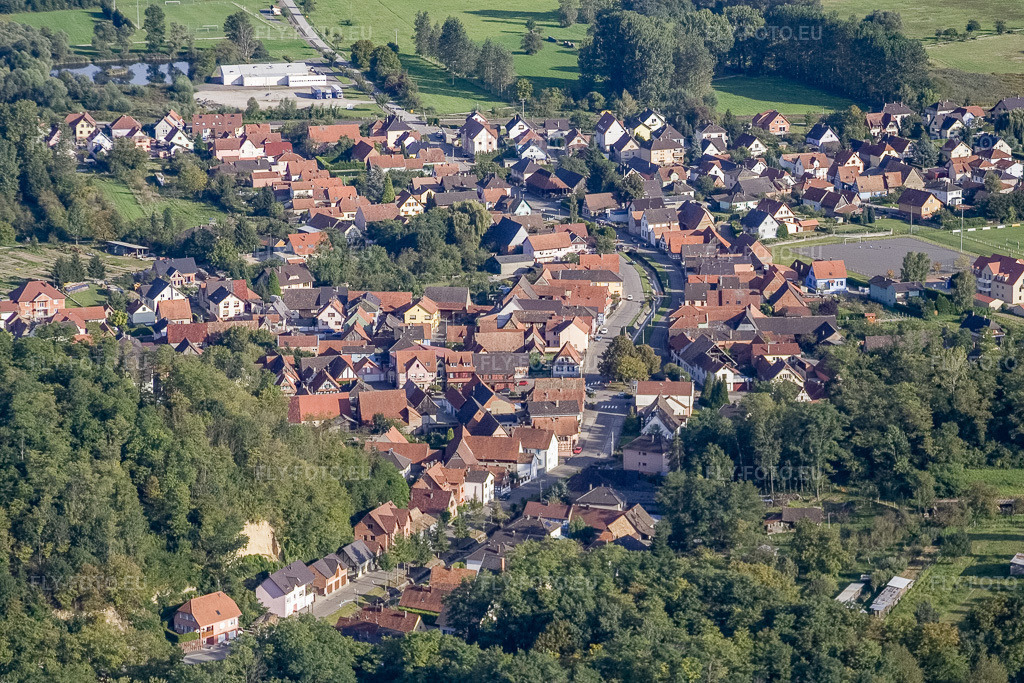 Vue aérienne: Route du Rhin à Mothern dans le département Bas Rhin, France – .Photo: IMG_8089.jpg prise le 15/09/2007 par Werner Riehm/FLY-FOTO.eu – Résolution de l'original: 3456 x 2304 px