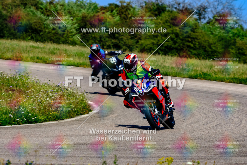 011-3206 | Hier findet Ihr Bilder von Touristenfahrten auf der Nürburgring Nordschleife oder von anderen Veranstaltungen die ich besucht habe. Viel Spass beim Durch Schauen 