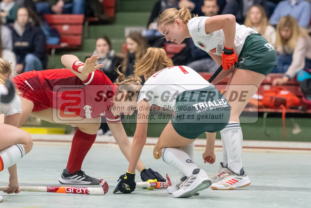 SFE_20221218_0076 | 1. Bundesliga Hockey Damen Rot-Weiss Köln - Crefelder HTCa am 18.12.2022 in Köln (KTHC Stadion Rot-Weiss Köln Tennis and Hockey Club), Photo: Stephan Fehrmann 2022 (Sports-Gallery)