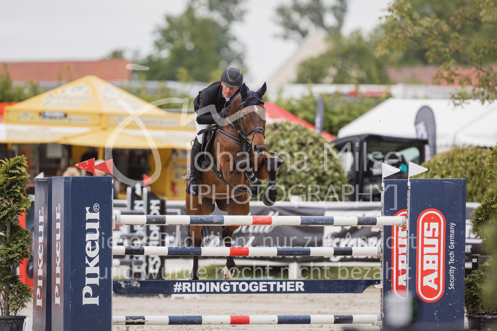 230520_MayDays_Zeit-S-213 | Deine schönsten Turniermomente als professionelle Fotos! Entdecke hochwertige Pferdesport-Fotografie im Online-Shop. Jetzt Fotos finden & bestellen!